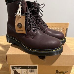 Dr. Martens 1460 Warmwair winter Pascal Dark Brown Boots men’s 7 women’s 8